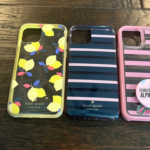 Six IPhone 11 Pro Cases - Picture 2 of 5